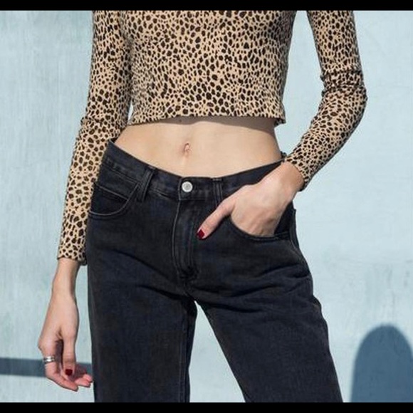 Brandy Melville Daniela turtleneck - Picture 3 of 4